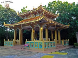 DonCharisma.org Chinese Pagoda - Big Buddha Hill