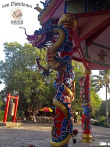 DonCharisma.org Chinese Shrine Dragon Pillar - Big Buddha Hill