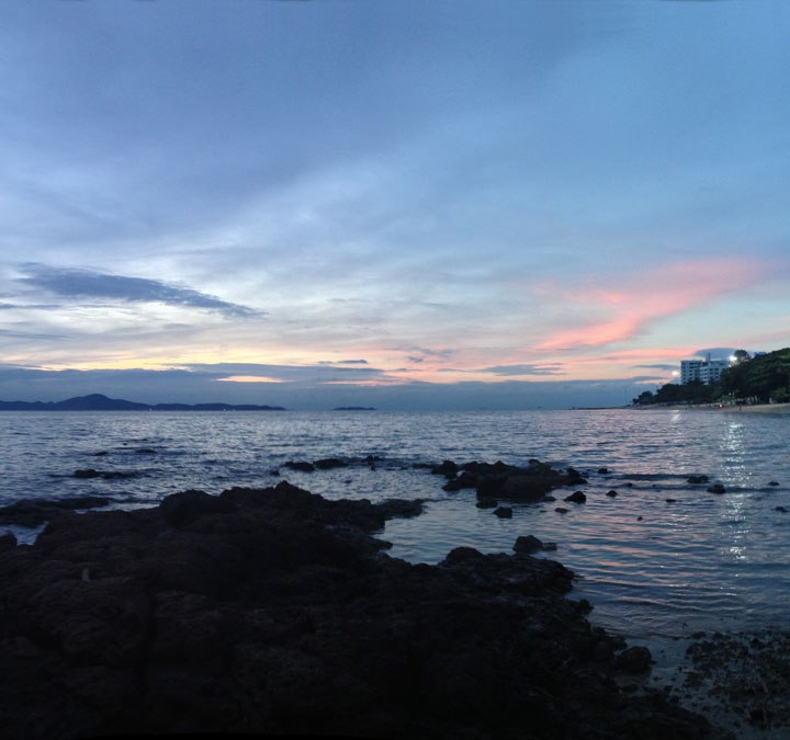 DonCharisma.org Sunset Beach Panorama 2 PTGui (6w-x-1h-P)