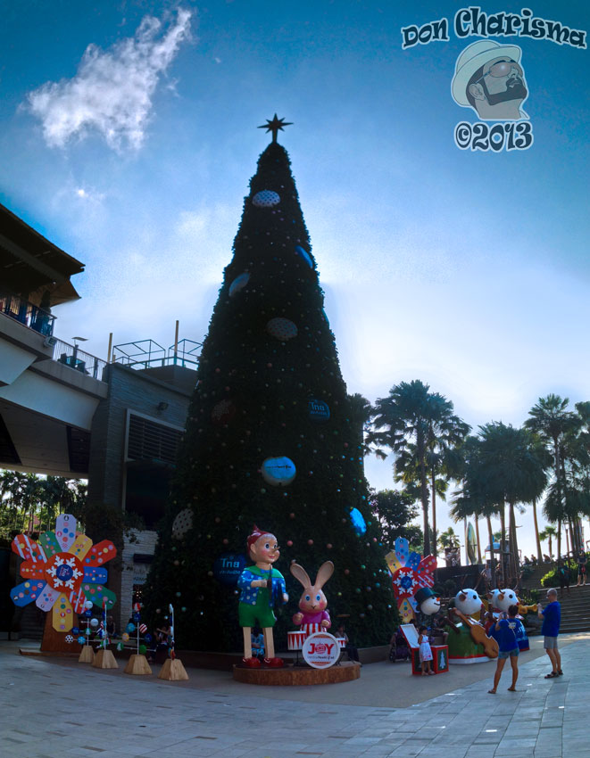 DonCharisma.org Christmas Tree Central 2 PTGui-1w-x-3h-L