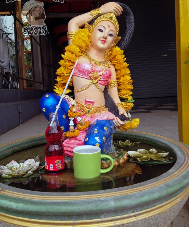 DonCharisma.org Water Princess 1