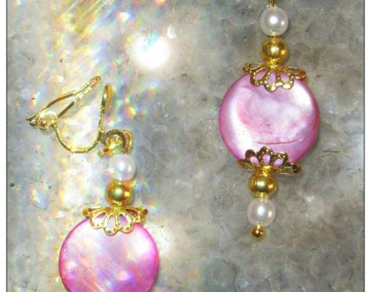 IreneDesign2011 Gold Clip-On Earrings with Pink Seashell & White Pearls