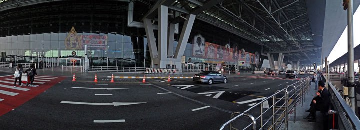 DonCharisma.org Bangkok Airport Suvarnabhumi Departures Pano iPhone