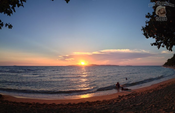 DonCharisma.org-Balcony-Sunrise-Panorama-Wide