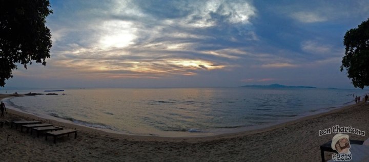 DonCharisma.org-Beach-Sunset-Panorama-iPhone