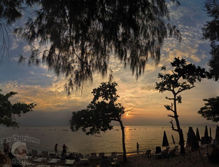 DonCharisma.org-Balcony-Sunrise-Panorama-Wide