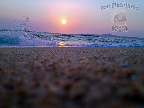 DonCharisma.org-Beach-Sunset-Splash-Closeup-1L