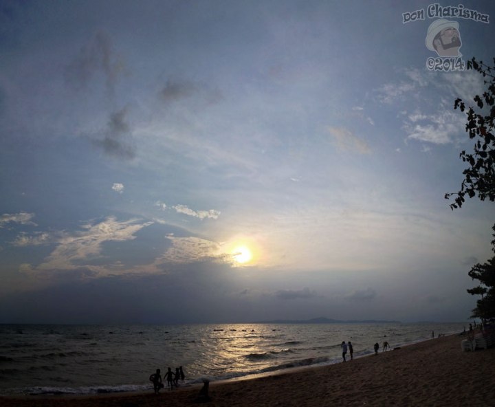 DonCharisma.org-Balcony-Sunrise-Panorama-Wide