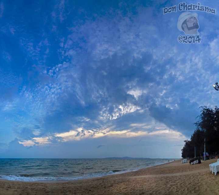 DonCharisma.org-Huge-Sky-Beach-Sunset-Panorama-PS-4h-x31-P