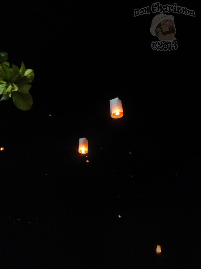 Sky Lanterns – Loy Catong Festival
