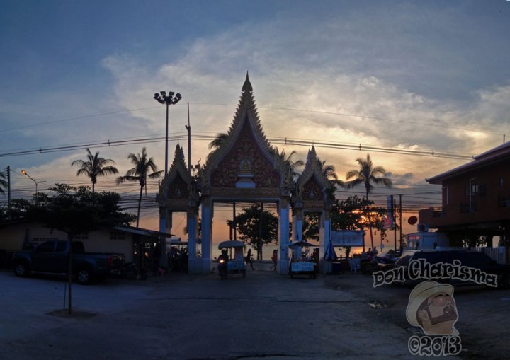 DonCharisma.org-Balcony-Sunrise-Panorama-Wide