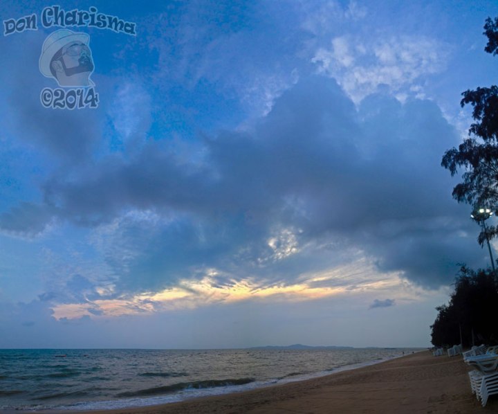 DonCharisma.org-Balcony-Sunrise-Panorama-Wide