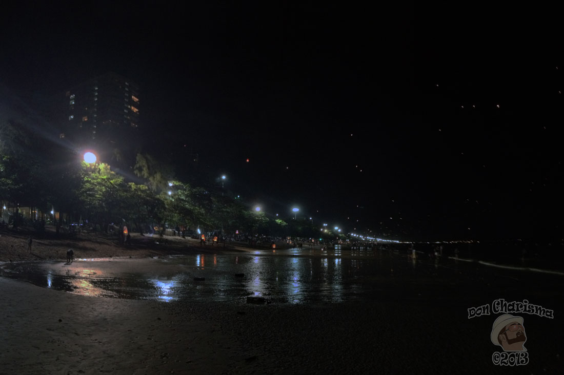 Night Beach Panorama – Loy Catong Festival – “Kim
Kardashian-orama”