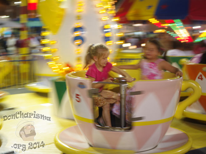 DonCharisma.org-Girls-Spinning-Tea-Cup