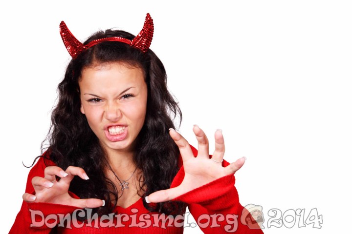 costume-woman-devil-15682-DonCharisma.org-1024LE