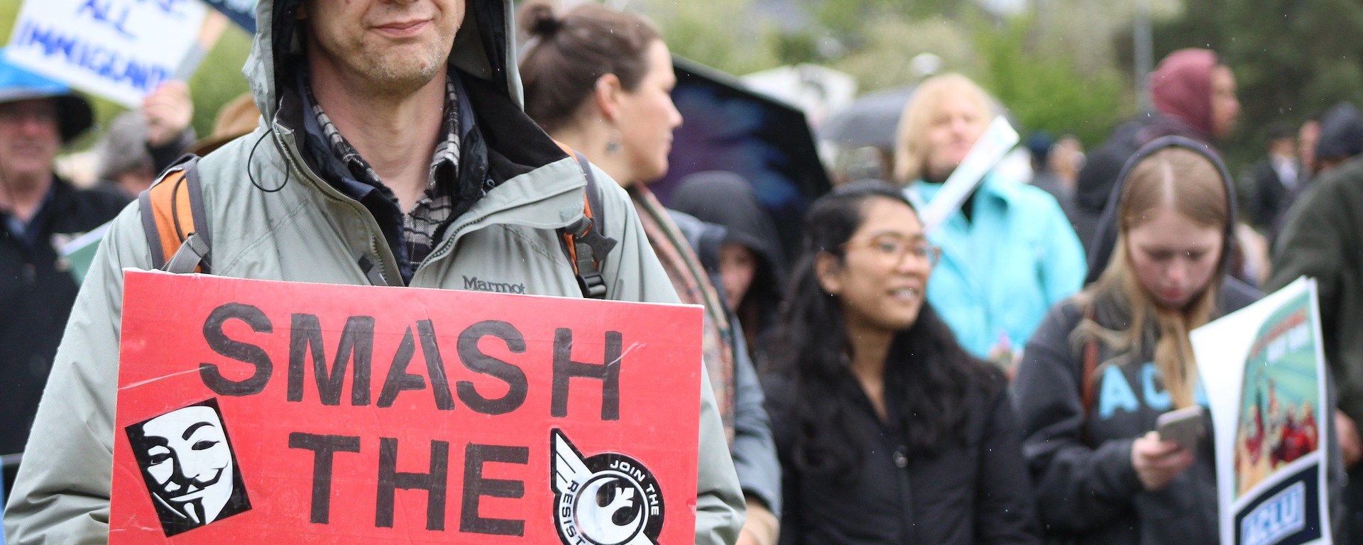 protest oligarch protester