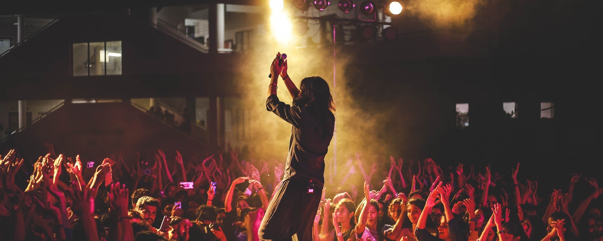 artist,audience,band,concert,crowd,fans,lights,music,musician,party,people,performance,singer,stage, DON CHARISMA