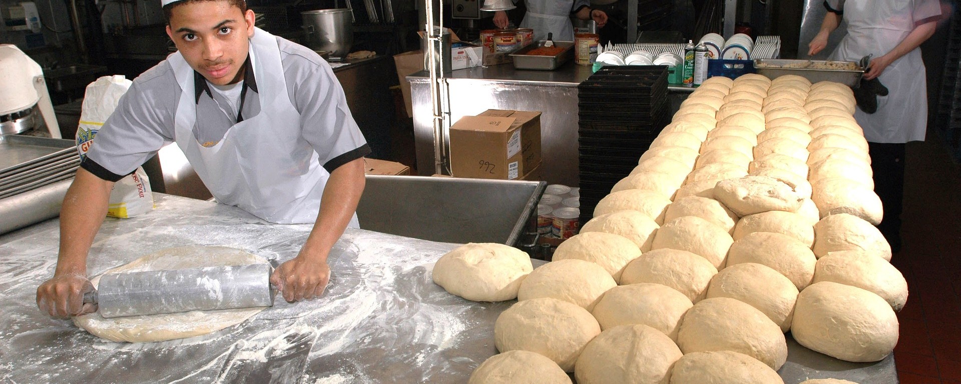 bakers,baking,bread,cook,food,kitchen,fresh,flour,dough,oven,military,work,labor,job,navy,white bread, DON CHARISMA, dough, baker