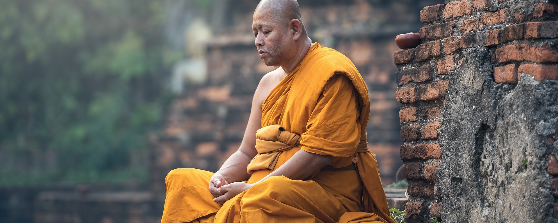 buddhist,monk,sitting,meditation,zen,meditate,meditative,ancient,asia,burma,faith,buddha,buddhism,contemplation,pensive,paying,DONCHARISMA